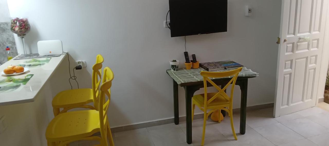 Studio, Cite La Gazelle ,Pas Jafar, Quartier Calme 10 Min De L'Aeroport Pres Du Technopark Eksteriør bilde
